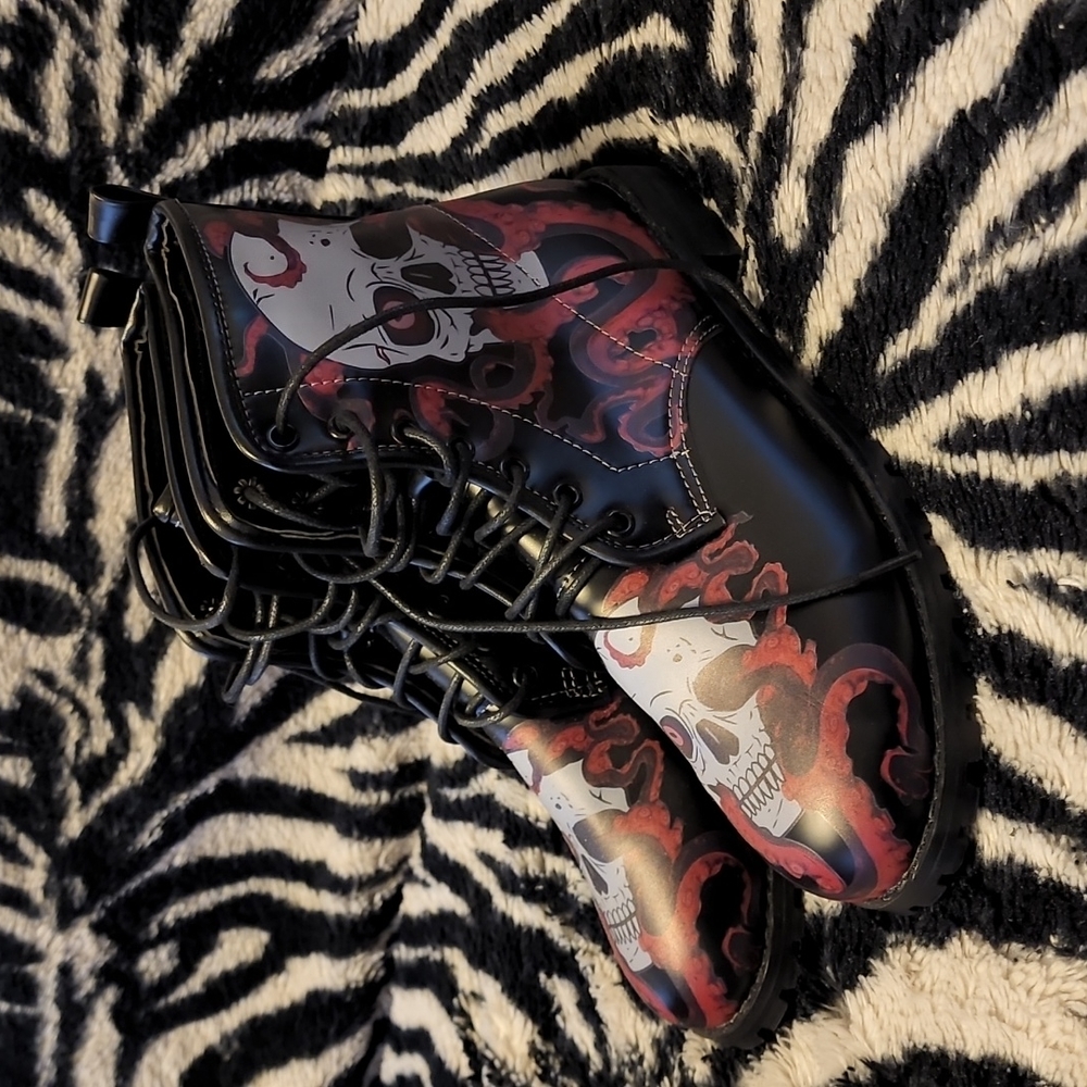 Skull Boots